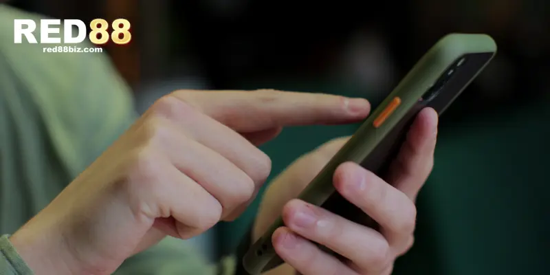 Nhà Cái Tải App RED88 App Cho Android Và IOs Như Thế Nào? 1 Ứng dụng dành cho di động của nhà cái RED88